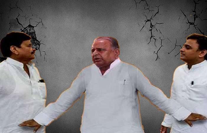 during meeting at SP office heated argument exchanged between mulayam akhilesh and shivpal 