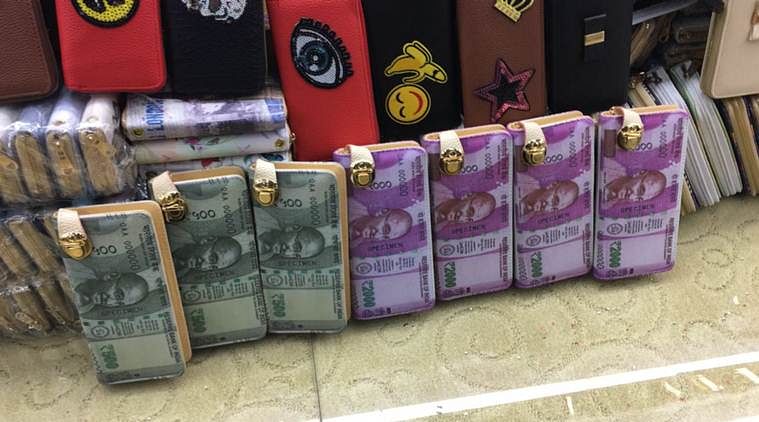 500 and 2000 currency wallet in china.