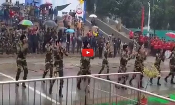 SSB soldiers dancing on Bhangra Beats