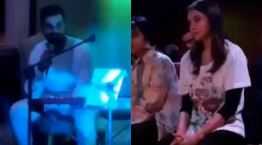Virat Kohli sings a famous bollywood sad song for Anushka Sharma, here is Video