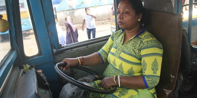 pratima poddar Kolkata's only woman bus driver