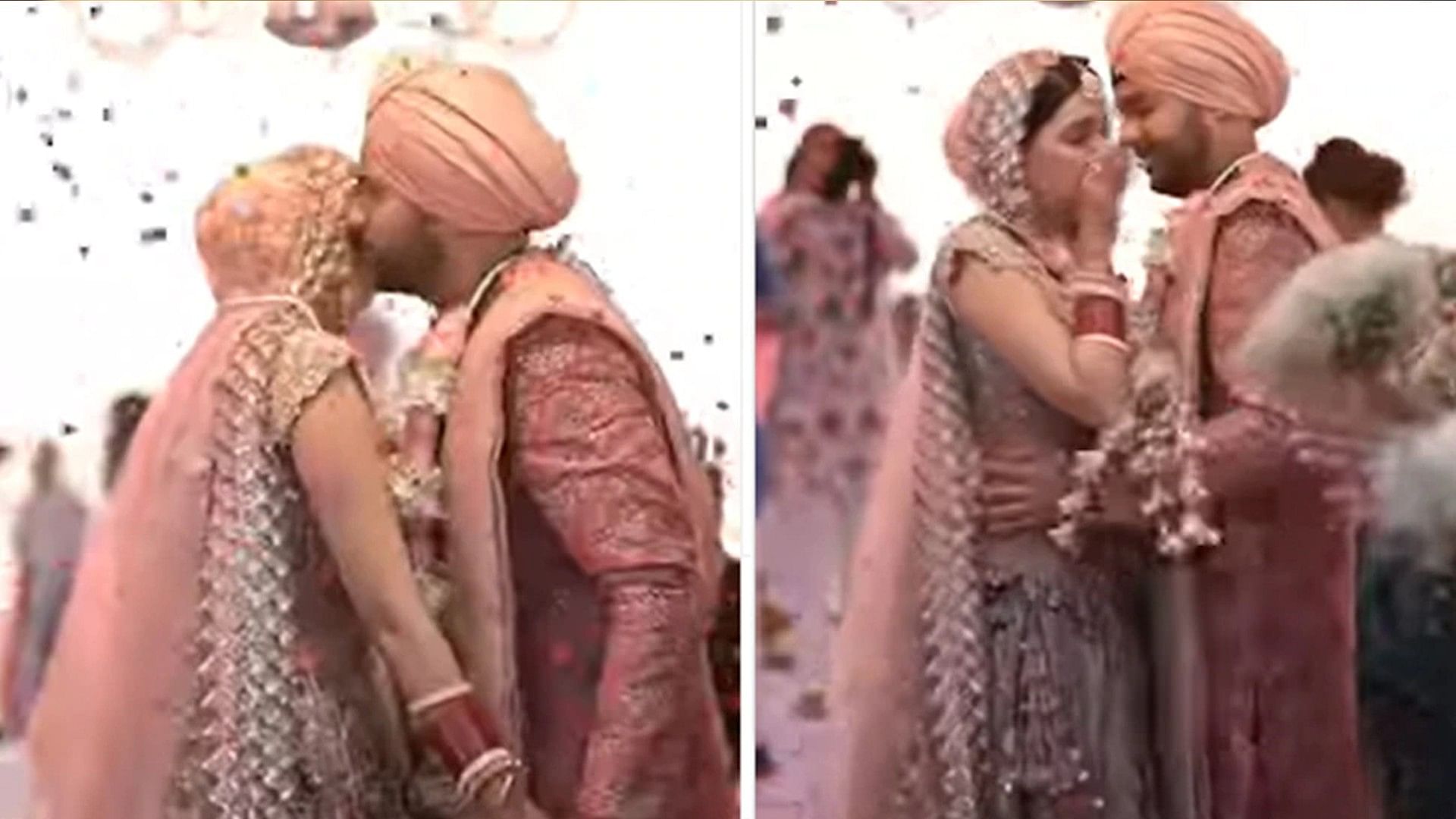 Dulha Dulhan Video During the garland the groom said such a thing in the ear the bride started crying