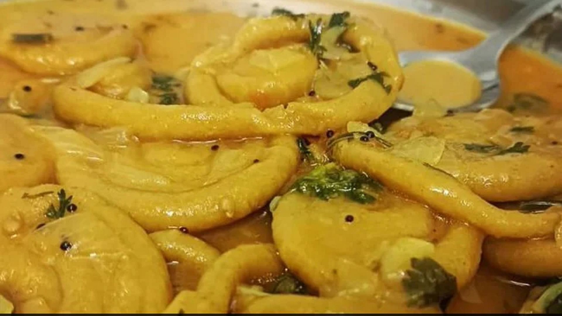 Latest Bizarre Food Internet: Masala Jalebi viral on social media