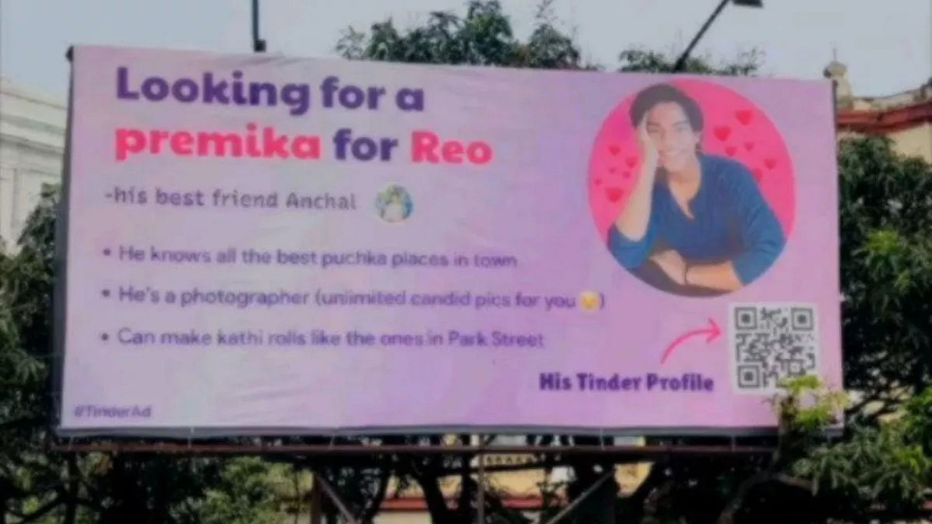 Viral News:  Girl Installed Billboard In Kolkata To Find Girl Friend For Her Best Friend Pics Went Viral