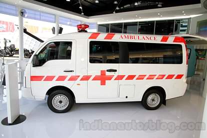 एंबुलेंस चालक से मारपीट कर 70 हजार रुपये लूटे looted ambulance driver