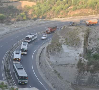 जम्मू-कश्मीर: सरकारी आवास खाली करने की समयावधि एक माह बढ़ी, कर्मचारियों को मिलेगा तीन दिन का विशेष कैजुअल अवकाश Jammu and Kashmir: Time period to vacate government accommodation extended by one month, employees will get three days special casual leave