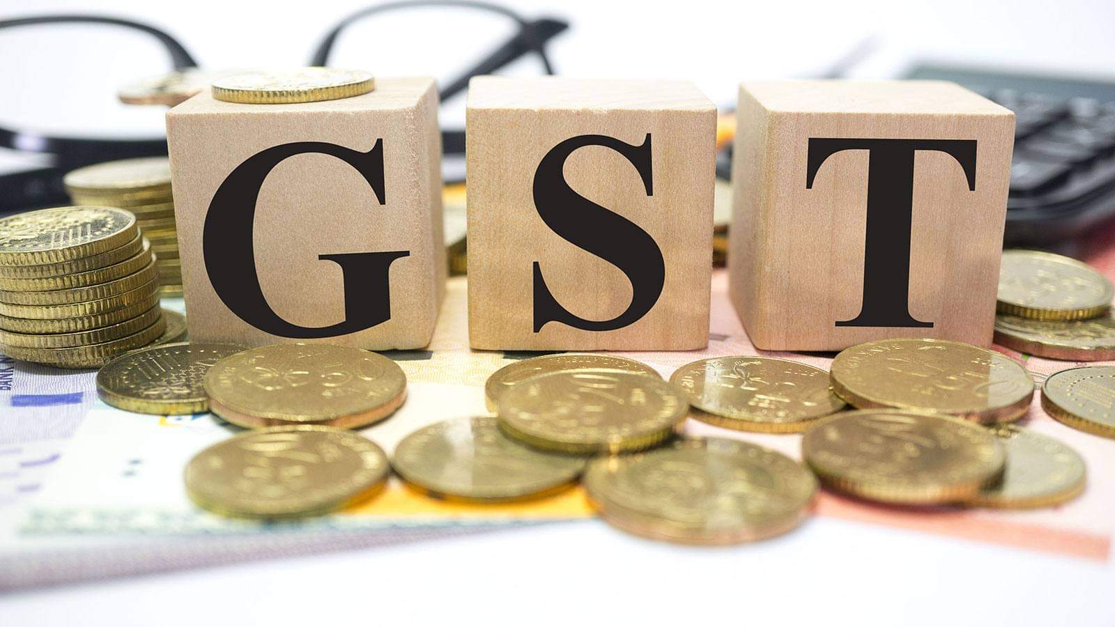 1 जुलाई से काफी बदल जाएगी जिंदगी, जानिए क्या है GST, इससे क्या होगा फायदा gst bill, goods & service tax will implement from 1 july, know benefits and harms