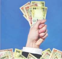 आयकर चोरी करने वालों के खिलाफ छापे income tax raid