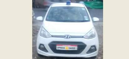 लाल-नीली बत्ती हटी तो वीआईपी दिखने के लिए अफसरों ने की दूसरी जुगाड़ up officers are not ready to leave VIP culture