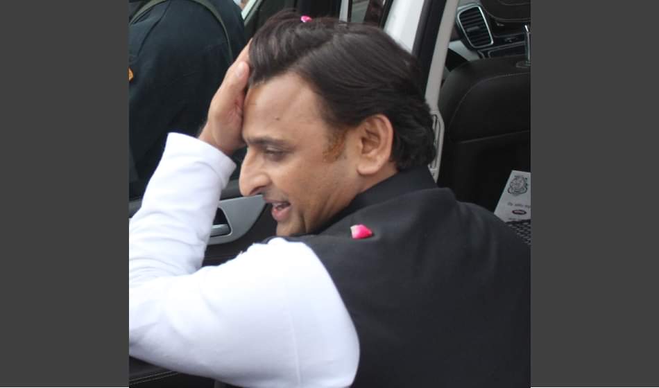 यूपी में सीएम की कुर्सी जाने के बाद पहली बार नोएडा आए अखिलेश यादव, ऐसे हुआ स्वागत uttar pradesh ex chief minister akhilesh yadav visits noida after 5 years