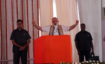काशी में बोले पीएम मोदी - सीएम योगी ने तो यूपी में कमाल कर दिया prime minister modi praises yogi adityanath