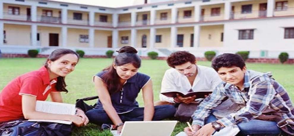 वीडियो इंटरव्यू में न करें ये गलतियां, सेलेक्शन पर होगा बुरा असर Tips for video interview, Avoid common mistakes, What to do and what not to do to get job