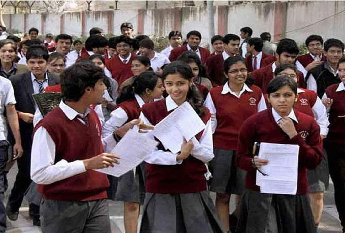 10वीं बोर्ड परीक्षा: इन 9 राज्यों में स्थगित हुई परीक्षाएं, 5 बोर्ड ने लिया रद्द करने का फैसला Board Exam cancelled or postponed in maharashtra, mp, CG, rajasthan, jharkhand, up, odisha, HP