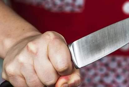 सीतापुर: सब्जी काटने वाले चाकू से देवर ने भाभी का गला रेत कर मार डाला A woman murdered in Ramkot thana kshetra in Sitapur.