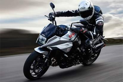 सुजुकी और यामाह लांच करेगी katana & tracer नाम की दो बाइक suzuki and yamaha launched two new bike in intermot motorcycle show