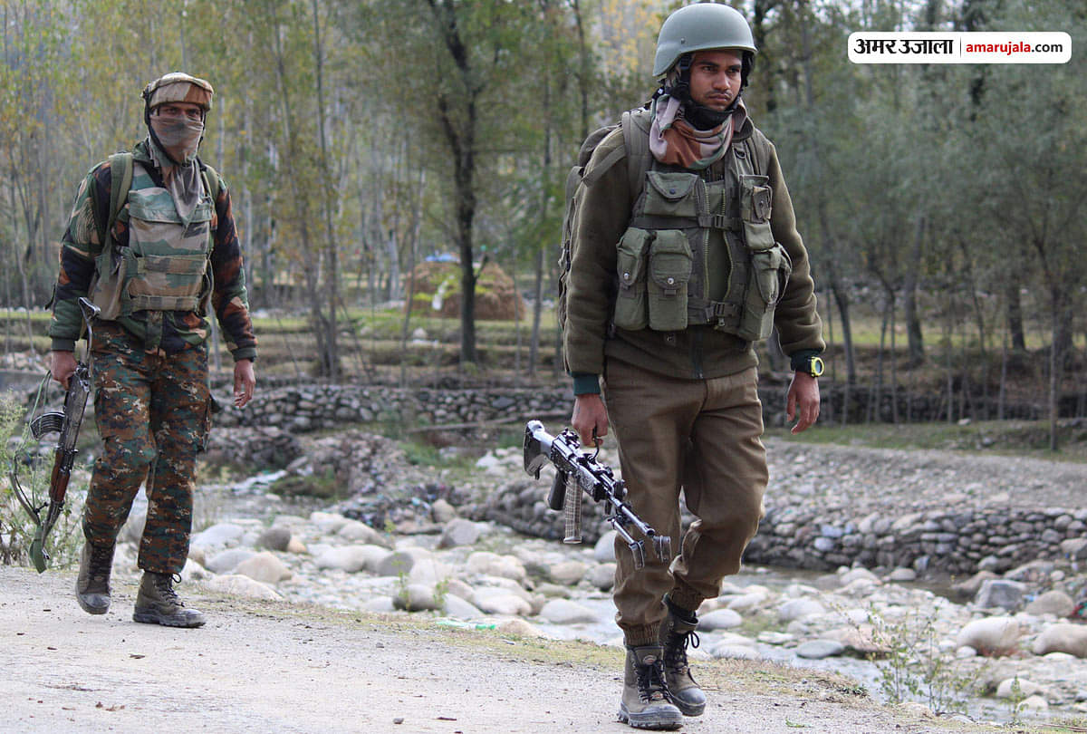 J&K: अलीगढ़ यूनिवर्सिटी का स्कॉलर आतंकी मन्नान वानी ढेर, महबूबा ने जताया दुख Jammu And Kashmir Encounter started between Militants and security forces in Kupwara