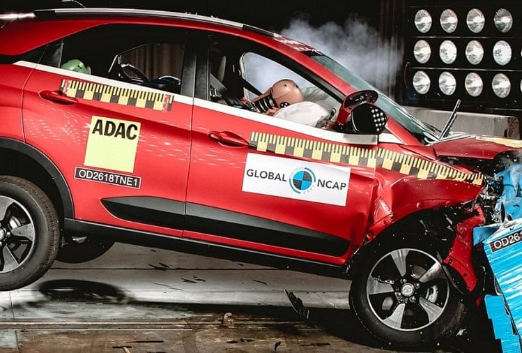 Tata Nexon: भारत की सबसे ज्यादा बिकने वाली एसयूवी ने रचा इतिहास, बिक गईं 5 लाख यूनिट्स India's best-selling SUV Tata Nexon acheives production milestone of 5 lakh units