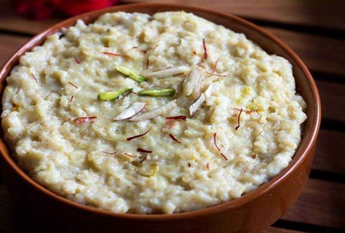 Breakfast Recipe: नाश्ते में फटाफट बनाएं मसाला ओट्स. मिलेगी इंस्टेंट एनर्जी masala oats make at home