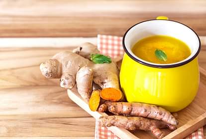सर्दियों में अदरक एक टुकड़ा देगा चमत्कारी फायदे, रोजाना ऐसे करें इस्तेमाल know the amazing health benefits of ginger which can save you from five diseases