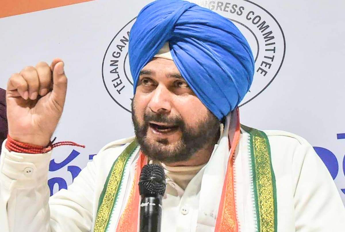 Navjot Sidhu-Daler Mehndi: जेल में सिद्धू को मिला दलेर मेहंदी का साथ... एक ही बैरक में रखे गए पुराने दोस्त Navjot Sidhu and Daler Mehendi in same barracks of Patiala Jail