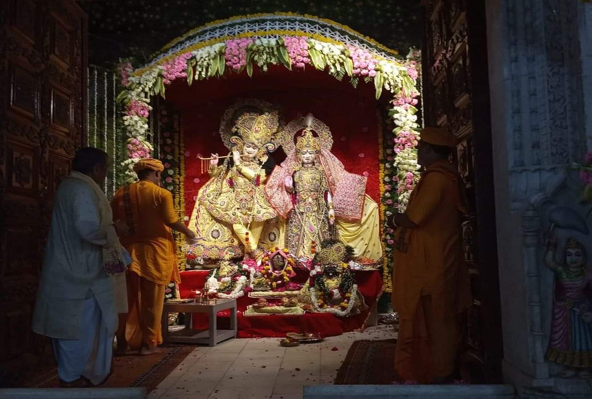 Radha Ashtami 2022: कब है राधा अष्टमी? जानें मुहूर्त, पूजा विधि और महत्व Radha Ashtami 2022 date timing puja vidhi shubh muhurat and mahatv in hindi