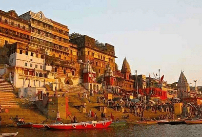 काशी में 252 साल पुरानी प्रतिमा है श्रद्धा का केंद्र, कोई हिला भी नहीं सका इसे, जानिए खास वजह navratri 252 year old statue of durgabadi in devnathpura varanasi