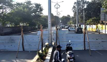 30 घंटे पहले ही खोल दिया सिविल लाइंस साइड से प्रवेश का रास्ता Access to Civil Lines side opened 30 hours ago