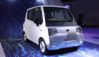 Auto Expo 2020: OLA और UBER के लिए क्यों खतरे की घंटी है Mahindra Atom? Auto Expo 2020 Mahindra Atom is going to be launch soon to give tough fight to ola and uber