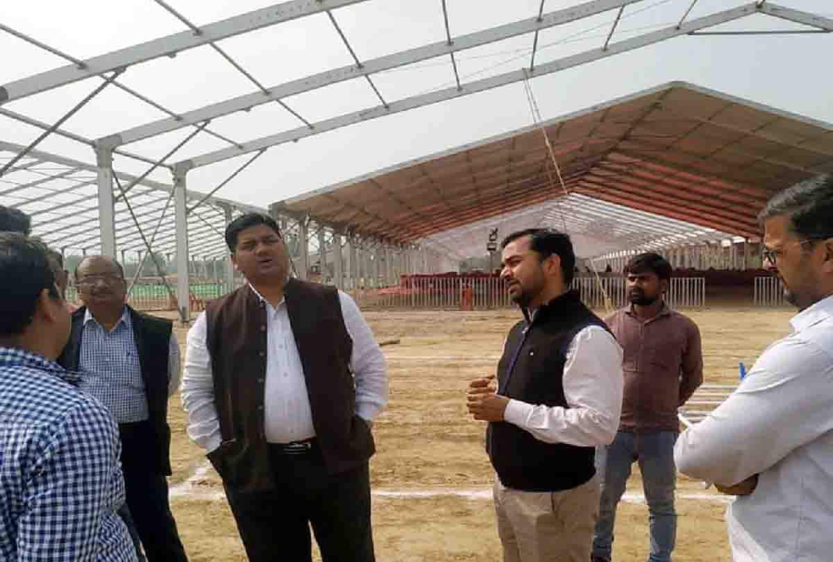 जर्मन तकनीक से ऐसे बन रहा पीएम मोदी का पंडाल, 29 को आ रहे हैं चित्रकूट PM Modi's pandal is being built with German technology, he is coming on 29th february in chitrakoot