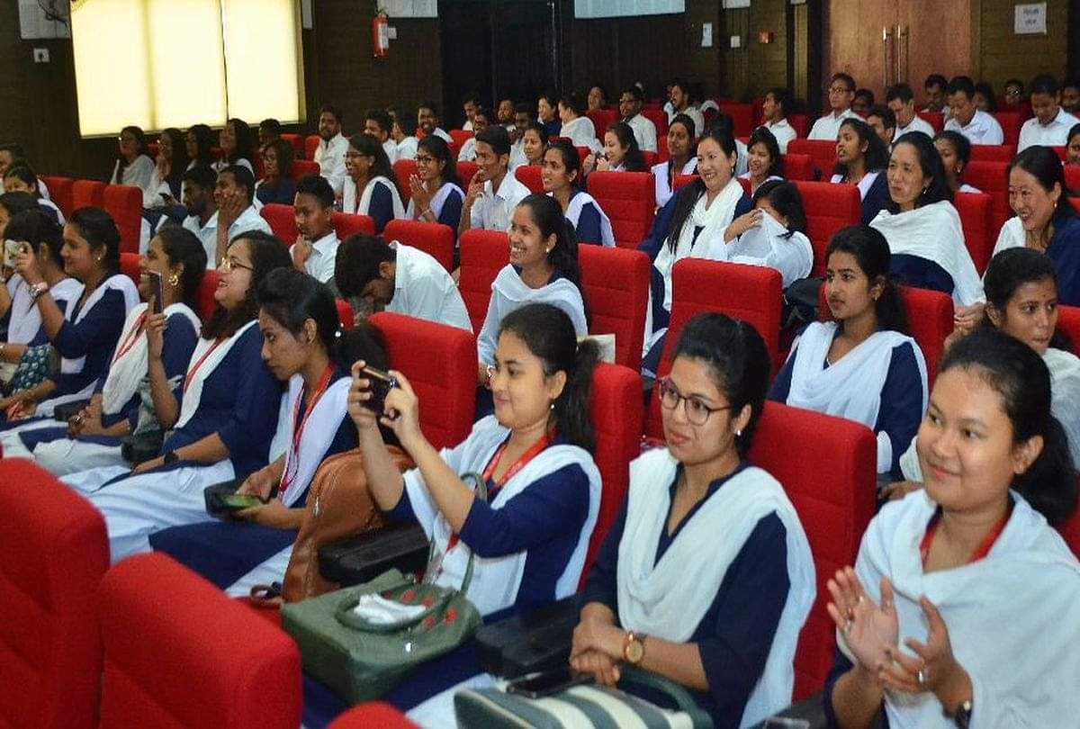 हिन्दी संस्थान में श्रीलंका की छात्राओं ने जीते सबसे अधिक पुरस्कार, थाईलैंड के हिन्दी गीत सर्वोत्तम Sri Lankan students Won Most Awards In Central Hindi Institute annual cultural competition