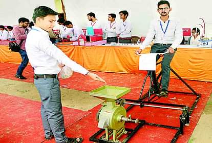 छात्रों ने बनाई अनोखी आटा चक्की, साइकिल की तरह चलाने पर पिसेगा गेहूं, कसरत भी होगी, ये भी है खासियत student made a unique Cycle, wheat will crush workout will also be done