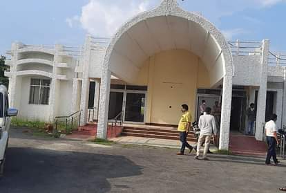 कुशीनगर अंतरराष्ट्रीय एयरपोर्ट: एक सप्ताह में पूरा हो जाएगा रनवे इंड सेफ्टी एरिया का निर्माण Kushinagar International Airport Construction of Runway and Safety Area to be completed