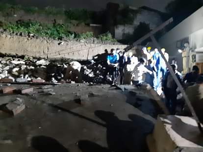 देहरादून में बड़ा हादसा, मकान ढहा, दो परिवार दबे, महिला समेत चार की मौत, एक्सक्लूसिव तस्वीरें big accident in dehradun, house collapse, exclusive photos
