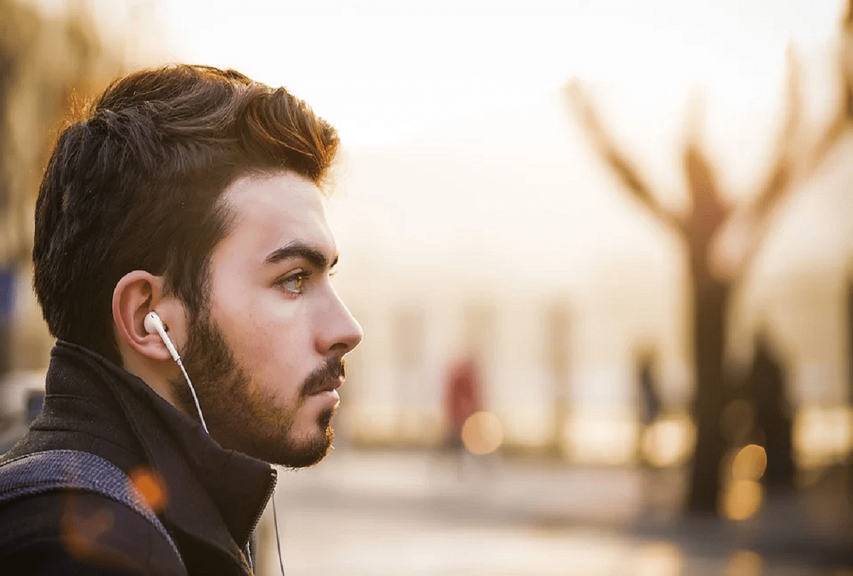 Patchy Beard: दाढ़ी ठीक तरीके से नहीं उग रही तो ये टिप्स करेंगे मदद, आजमाकर देखें Fashion Tips For Men How To Fix Patchy Beard Naturally At Home In Hindi