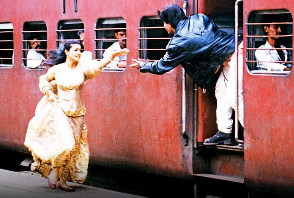 Bioscope S2: 26 साल बाद भी राज और सिमरन का जादू बरकरार, काजोल को इसलिए सिमरन लगी बोरिंग Bioscope with Pankaj Shukla dilwale dulhania le jayenge shah rukh khan kajol aditya chopra