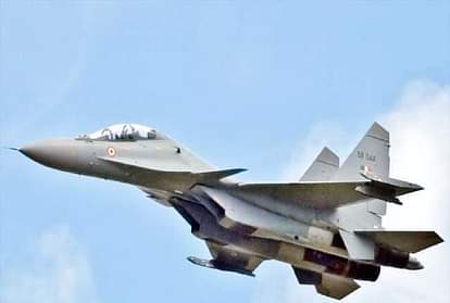 Bomb Threat in Plane: जब ईरानी विमान में बम की सूचना से मचा हड़कंप, वायुसेना ने घेरा पर नहीं माना पायलट When bomb threat in Iranian plane caused a stir, know all about