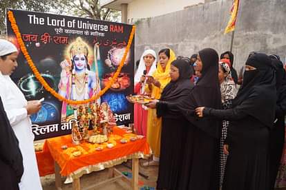 Chaitra Navratri 2023: शिव नगरी में छाया शक्ति की आराधना का उल्लास, जय माता दी और जय श्रीराम के लगे जयकारे Chaitra Navratri 2023 and Ram navami Varanasi Shiva city engrossed in worship of maa durga