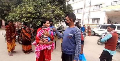 जांच के नाम पर लैब टेक्निशियन कर रहा अवैध वसूली Lab technician is doing illegal recovery in the name of investigation