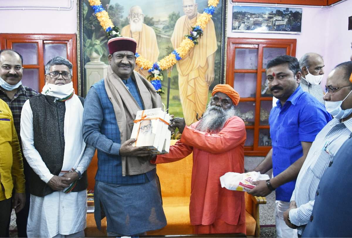 पहली बार गोरखपुर आए लोकसभा अध्यक्ष, बोले- भारतीय संस्कृति व अध्यात्म में गोरक्षपीठ का बड़ा योगदान Lok Sabha Speaker Om Birla visit in Gorakhpur