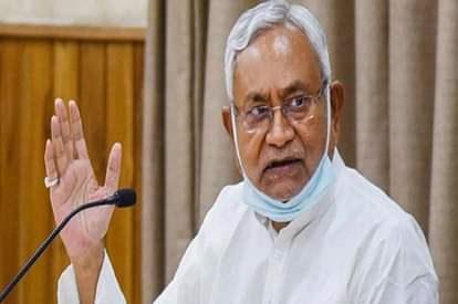 बिहार: दीपावली-छठ में एंट्री के लिए टीकाकरण प्रमाण पत्र अनिवार्य, नहीं तो होगा कोरोना टेस्ट People living in other states will have to show vaccination certificates on coming to Bihar on In Deepawali and Chhath festival