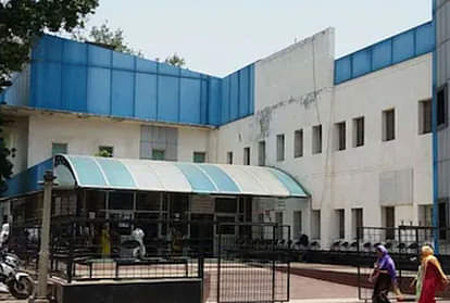 रहस्यमयी बुखार: कानपुर के मकसूदाबाद में अनजान बुखार से दूसरी मौत, नहीं पता कौन सी बीमारी ले रही जान Mysterious fever: Second death due to unknown fever in Maqsoodabad, Kanpur, do not know which disease is taking life
