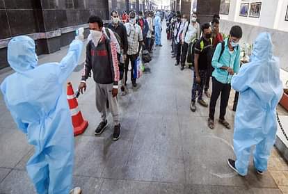 कोरोना: ठीक होने वाले मरीजों की संख्या फिर घटी, 24 घंटे में मिले 43,509 नए मरीज, 38525 ने दी संक्रमण को मात Coronavirus updates: India reports 43509 new Covid-19 cases in 24 hours