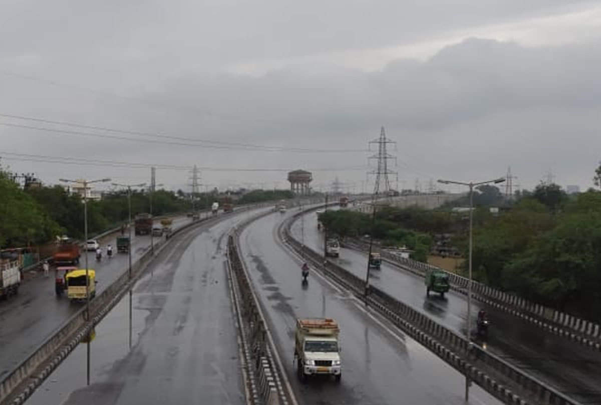 Weather Update: यूपी में बिगड़ा मौसम सुधार गया सामान्य बारिश का आंकड़ा, विभाग ने दी ये चेतावनी UP Weather Forecast Update Today in Kanpur: Weather Update, Rain Figures