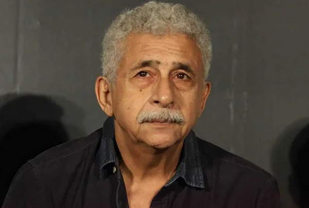 Naseeruddin Shah Controversy: कभी लव-जिहाद तो कभी सीएए पर दिए बयान, जानिए कब-कब विवादों में रहे नसीरुद्दीन शाह From Love jihad caa nrc to calling mughal refugees these are biggest controversies of naseeruddin shah
