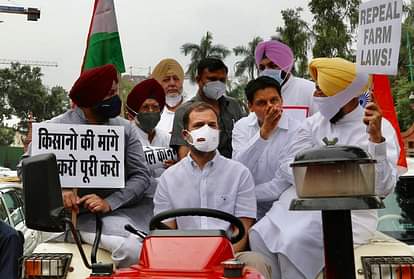 ट्रैक्टर पॉलिटिक्स: राहुल जिस ट्रैक्टर से संसद पहुंचे वो हुआ जब्त, नंबर प्लेट तक नहीं लगी थी The tractor with which Rahul reached Parliament in the support of farmers was confiscated by delhi police