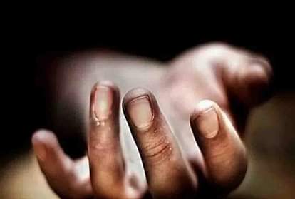कानपुर में बढ़ रहा वायरल फीवर का प्रकोप: दो और लोगों ने तोड़ा दम, बुखार की दहशत में रिश्तेदारों के यहां भाग रहे लोग viral fever increasing in Kanpur, two people died