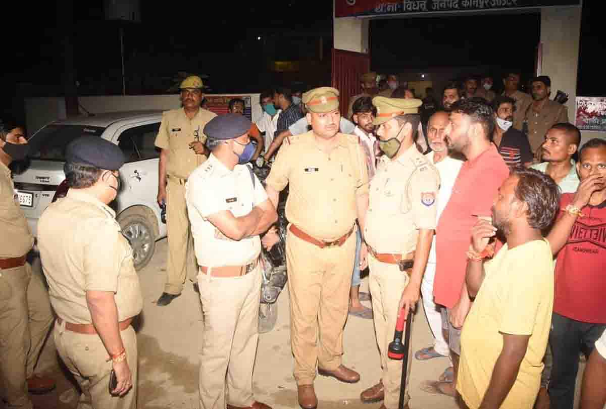 यूपी: राखी बांधने पहुंची बहन के शरीर पर भाई ने देखे कुछ ऐसे निशान, आगबबूला होकर बहनोई को काट डाला, देखें तस्वीरें Kanpur Murder News: Case of brutal murder in kanpur up