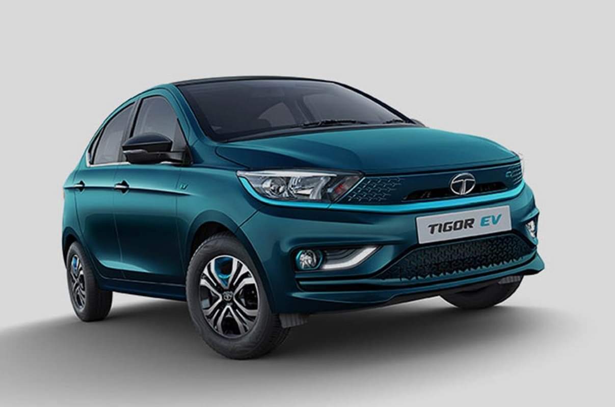 Top 5 Electric Cars: फरवरी में भारत में बिकने वाली टॉप 5 इलेक्ट्रिक कारें, इन दो कारों की बिक्री में 421 प्रतिशत की बढ़ोतरी Top 5 electric cars in India 2022 in February Best Selling Electric Cars in india 2022 Top Selling Electric Vehicles in India