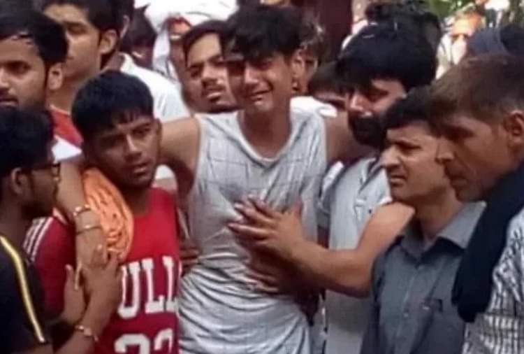 इकलौते बेटे का खुलासा: एक कमरे में कीं तीन हत्याएं, पहले बहन फिर मां-नानी को बुलाकर मारा, पापा को भी नहीं छोड़ा Many big reveals in murder case of four people of a family in Rohtak