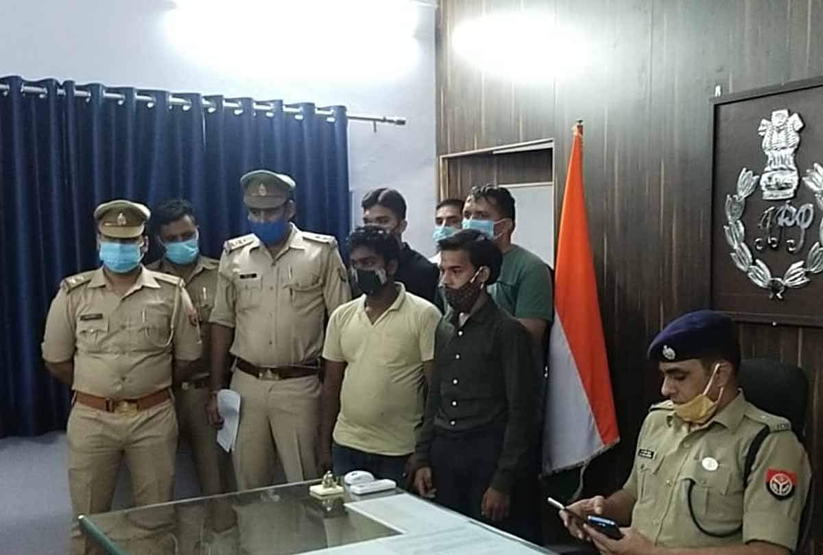 मोहब्बत का खून: प्रेमिका के साथ आपत्तिजनक हालत में था युवक तभी पहुंचा भाई, दी मौत, पानी से धोए खून के दाग man was in compromising position with girlfriend, brother reached, gave death